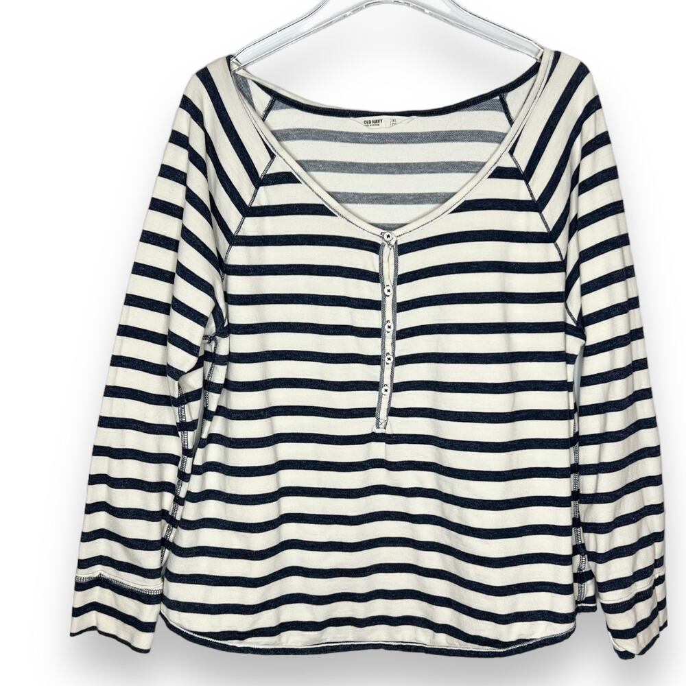 Old Navy Long Sleeve Knit Top Size XL